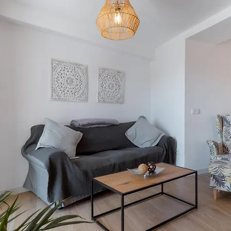 Essence By Solset Apartment